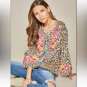 Savanna Jane Mocha Leopard Top Size S